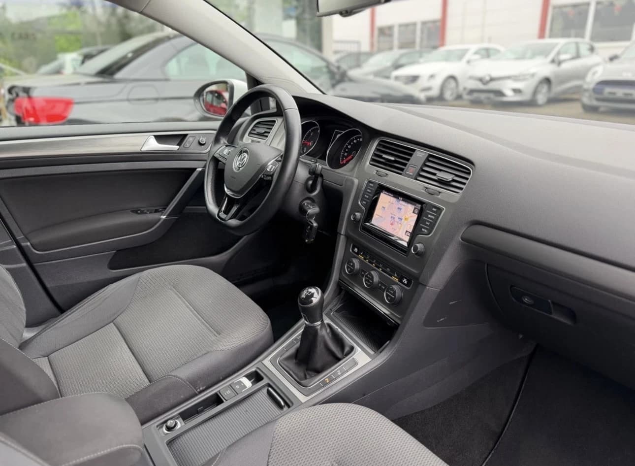 VW Golf Golf - Image 8
