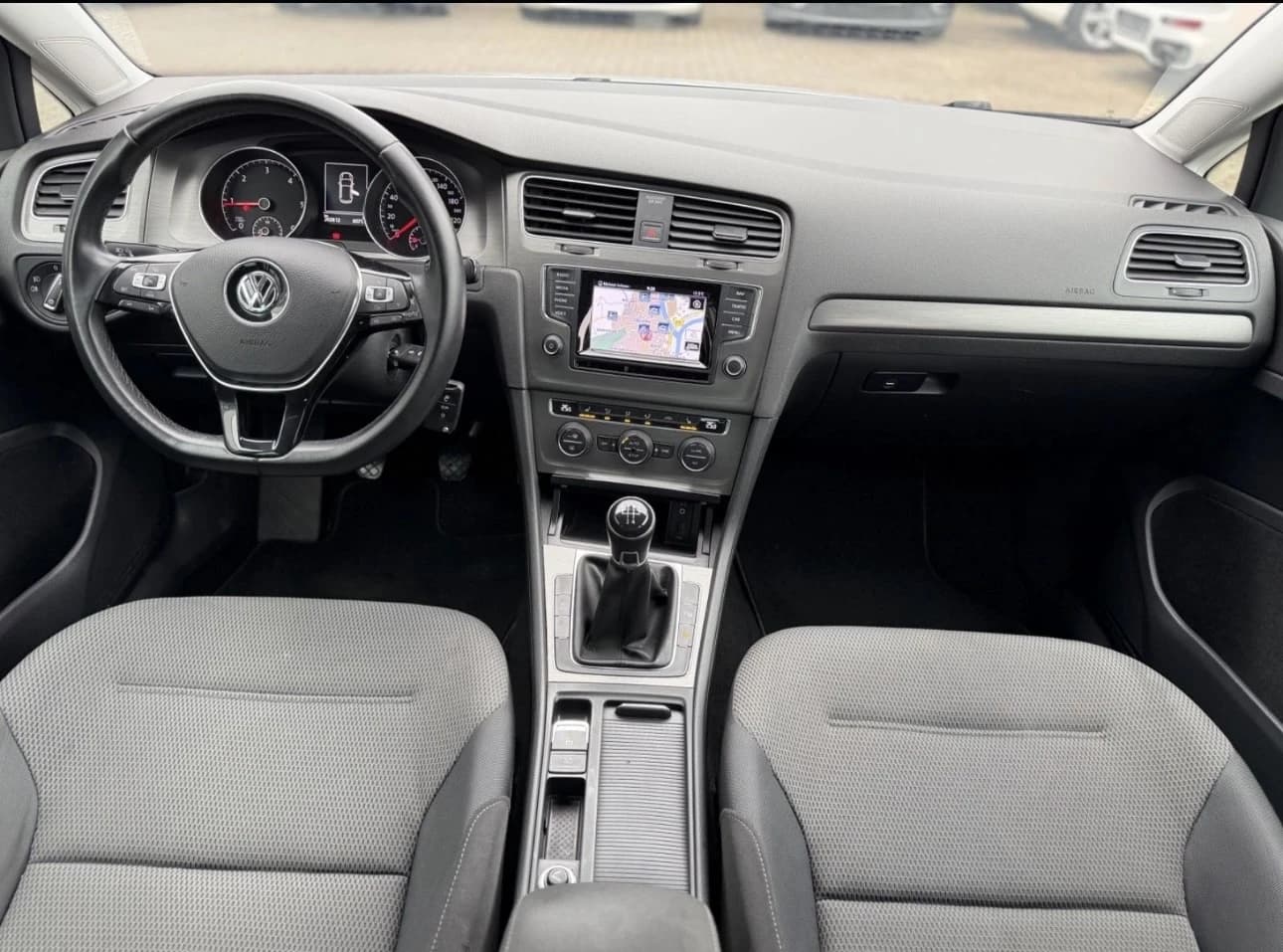 VW Golf Golf - Image 9