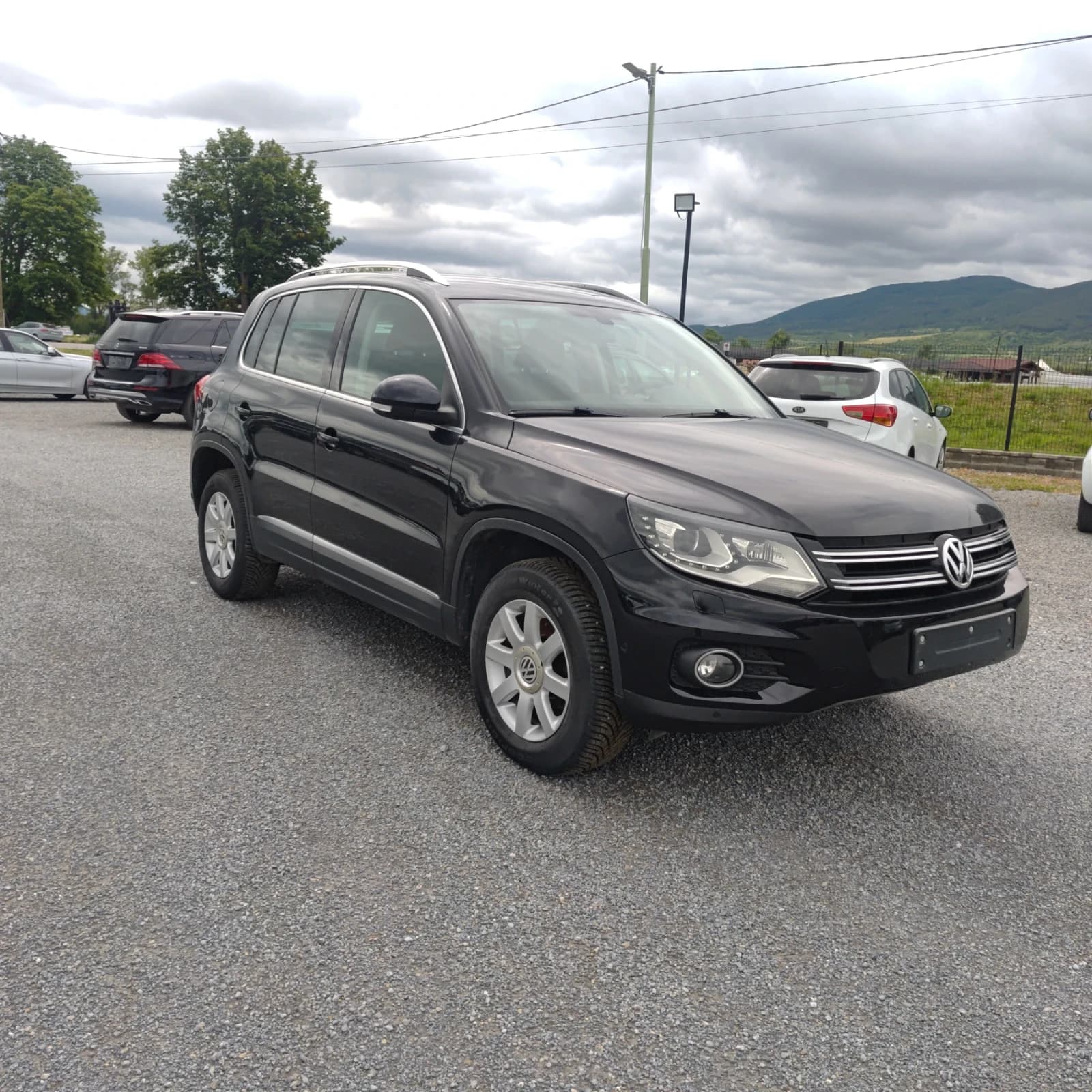 VW Tiguan Tiguan - Image 2