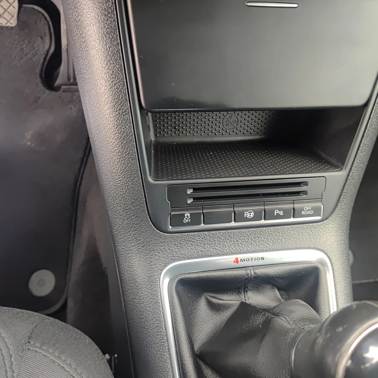 VW Tiguan Tiguan - Image 9