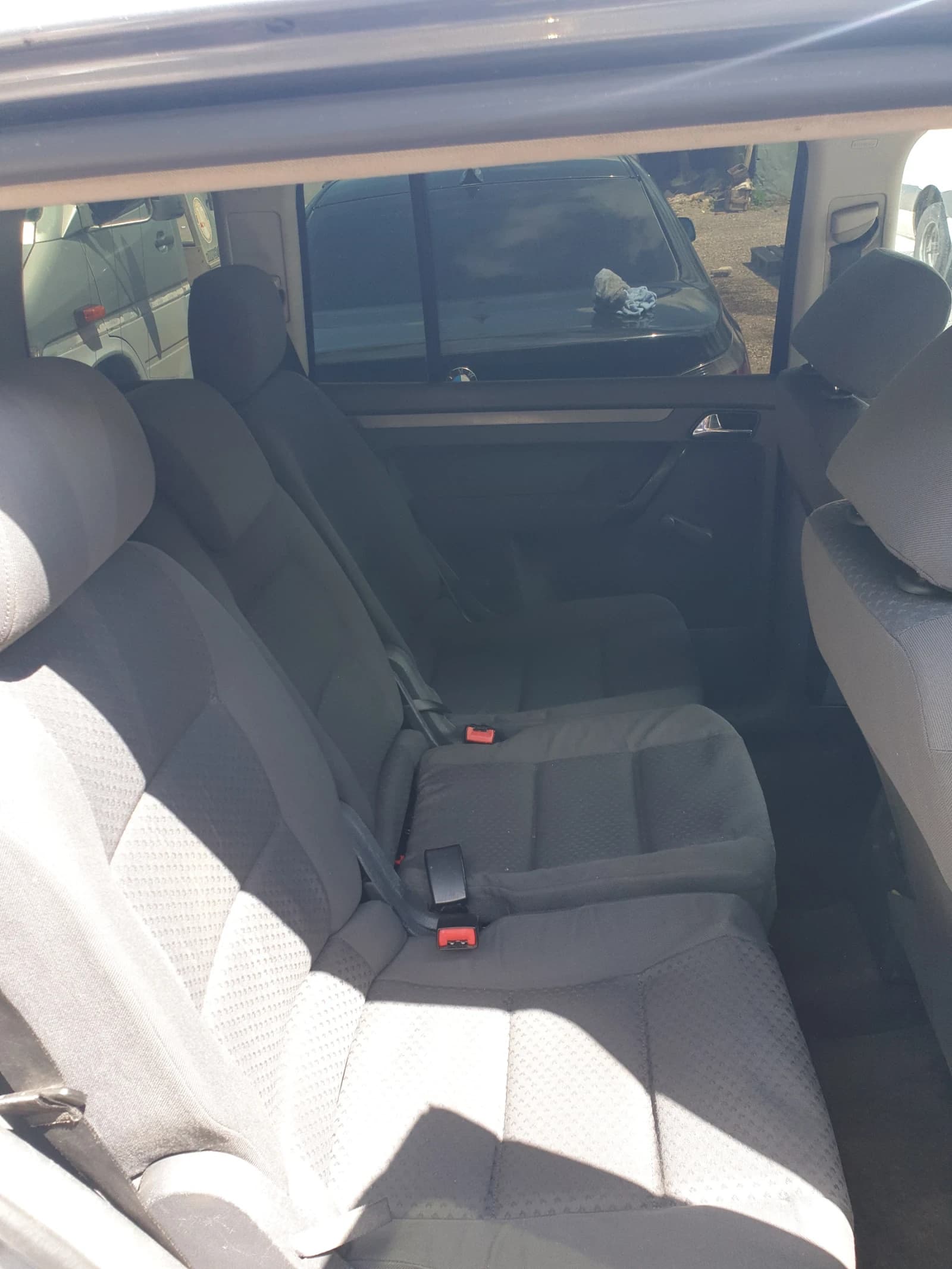 VW Touran Touran - Image 6