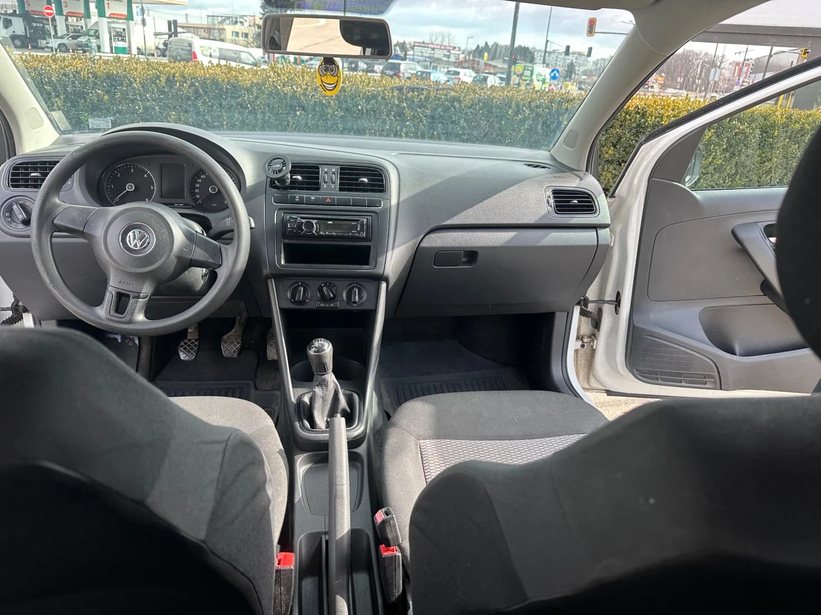 VW Polo Polo - Image 7